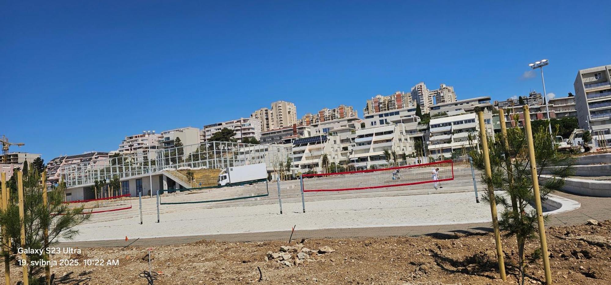 Adela Apartments - Beach Znjan Split Exterior foto